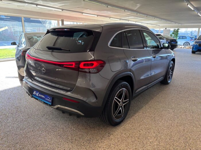Mercedes EQA250+ AMG Line 2023 - Image 13