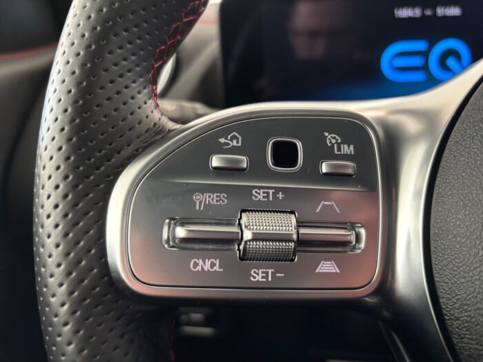 Mercedes EQA250+ AMG Line 2023 - Image 4