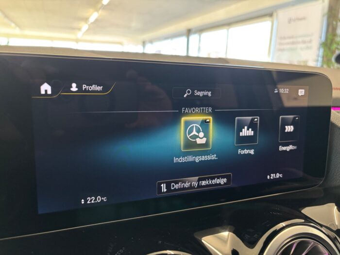 Mercedes EQA250+ AMG Line 2023 - Image 9
