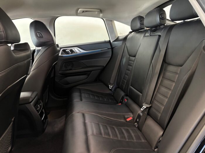 BMW i4 eDrive40 Charged Plus 2024 - Image 11