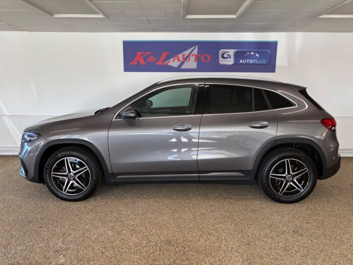 Mercedes EQA250+ AMG Line 2023 - Image 10