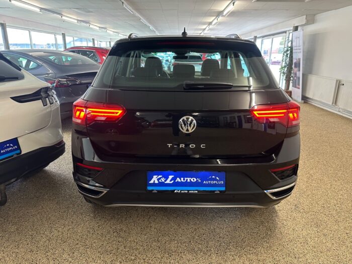 VW T-Roc TSi 150 Style DSG 2020 - Image 17