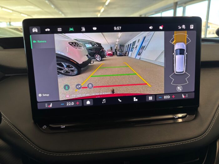 Skoda Enyaq iV Sportline 2024 - Image 9