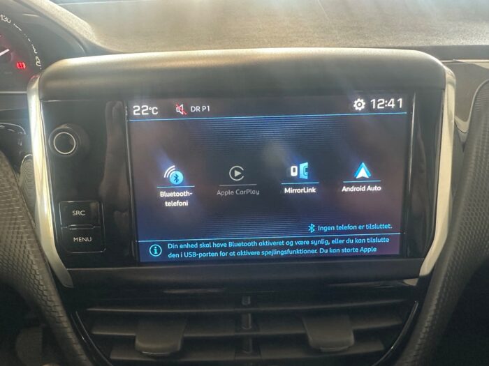 Peugeot 208 BlueHDi 100 Allure Sky 2017 - Image 8