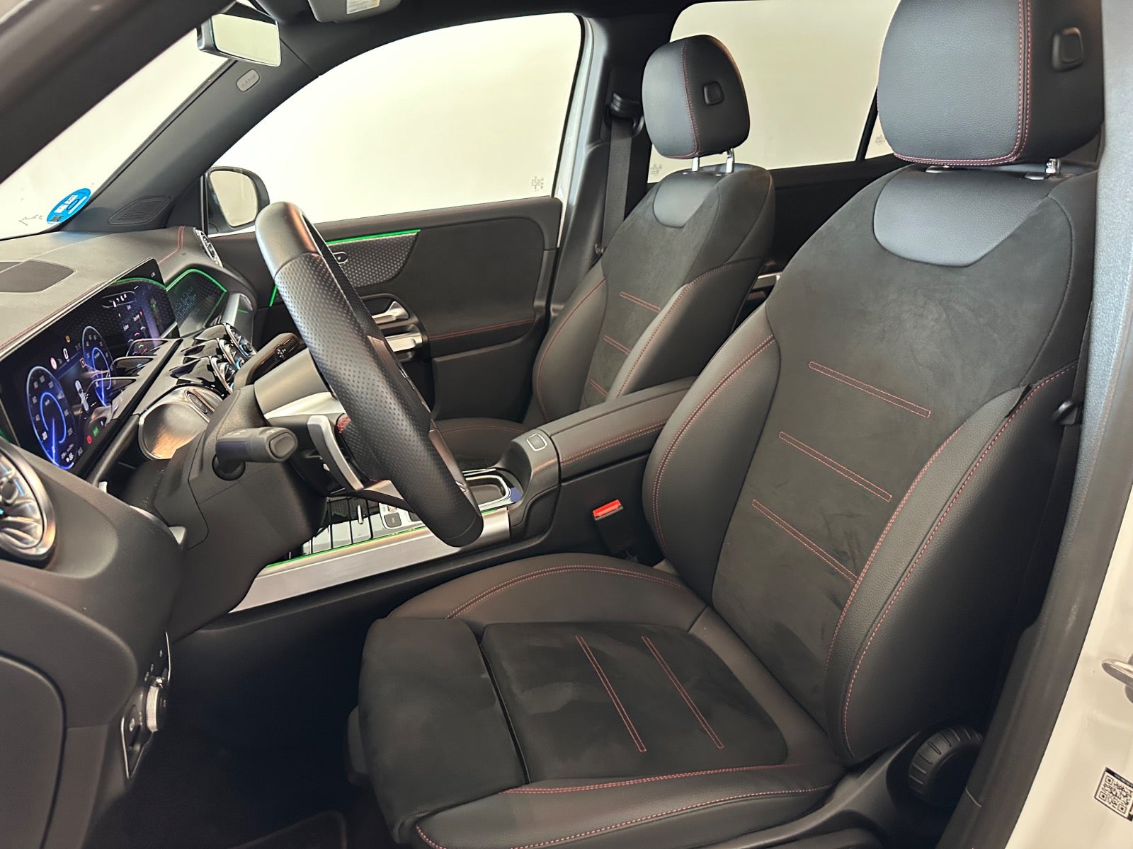 Mercedes EQB300 AMG Line 4Matic 7prs 2025 - Billede 9