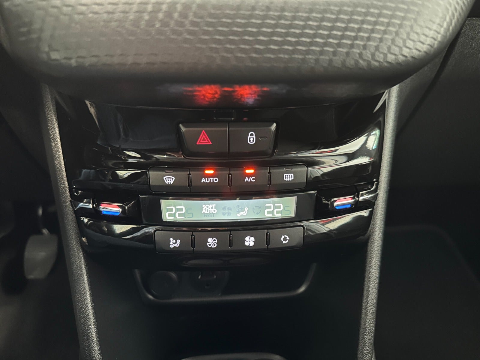 Peugeot 208 BlueHDi 100 Allure Sky 2018 - Billede 8