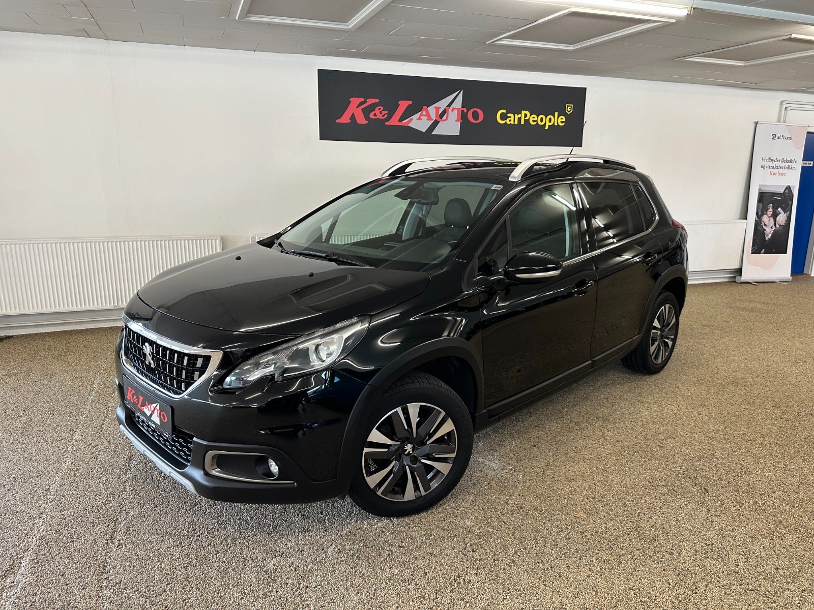 Peugeot 2008 BlueHDi 100 Allure Sky 2018